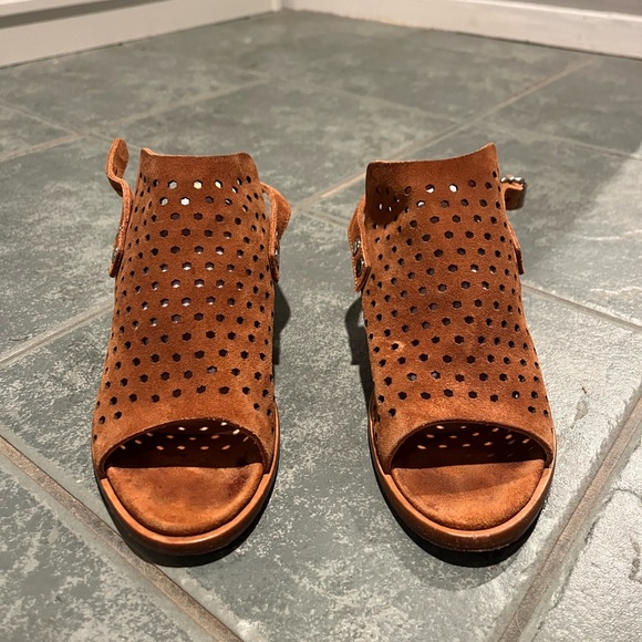 Rag & Bone Brown Suede Open Toe Booties NICE Sz 38 - Picture 3 of 11